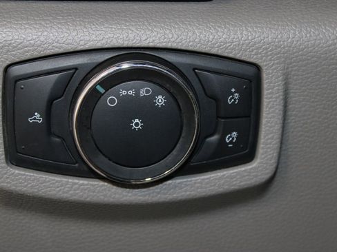 Used 2021 Ford F550 4x4 Regular Cab Super Duty image 28