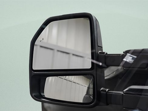 Used 2025 Ford F250 Platinum image 41