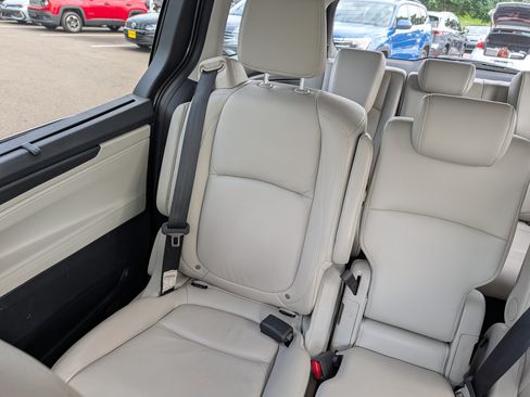 Used 2025 Honda Odyssey EX-L image 12