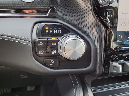 Used 2023 RAM 1500 Limited AWD/4WD image 23