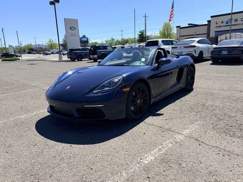 Used 2019 Porsche 718 Boxster RWD image 9