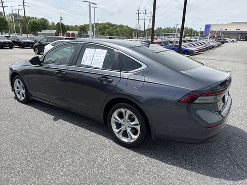 Certified 2023 Honda Accord LX image 8