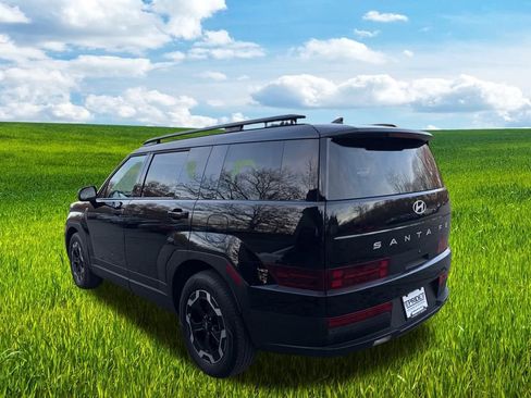 Used 2024 Hyundai Santa Fe SEL image 9