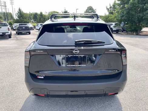 New 2026 Nissan Kicks SV w/ Cold Weather Package FWD image 4