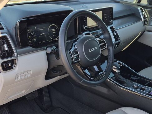 Used 2023 Kia Sorento SX image 33
