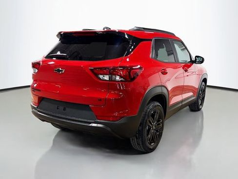 New 2026 Chevrolet TrailBlazer LT w/ Midnight Edition AWD/4WD image 7