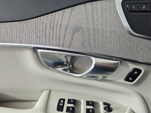 Used 2024 Volvo XC90 T8 Plus AWD/4WD image 26
