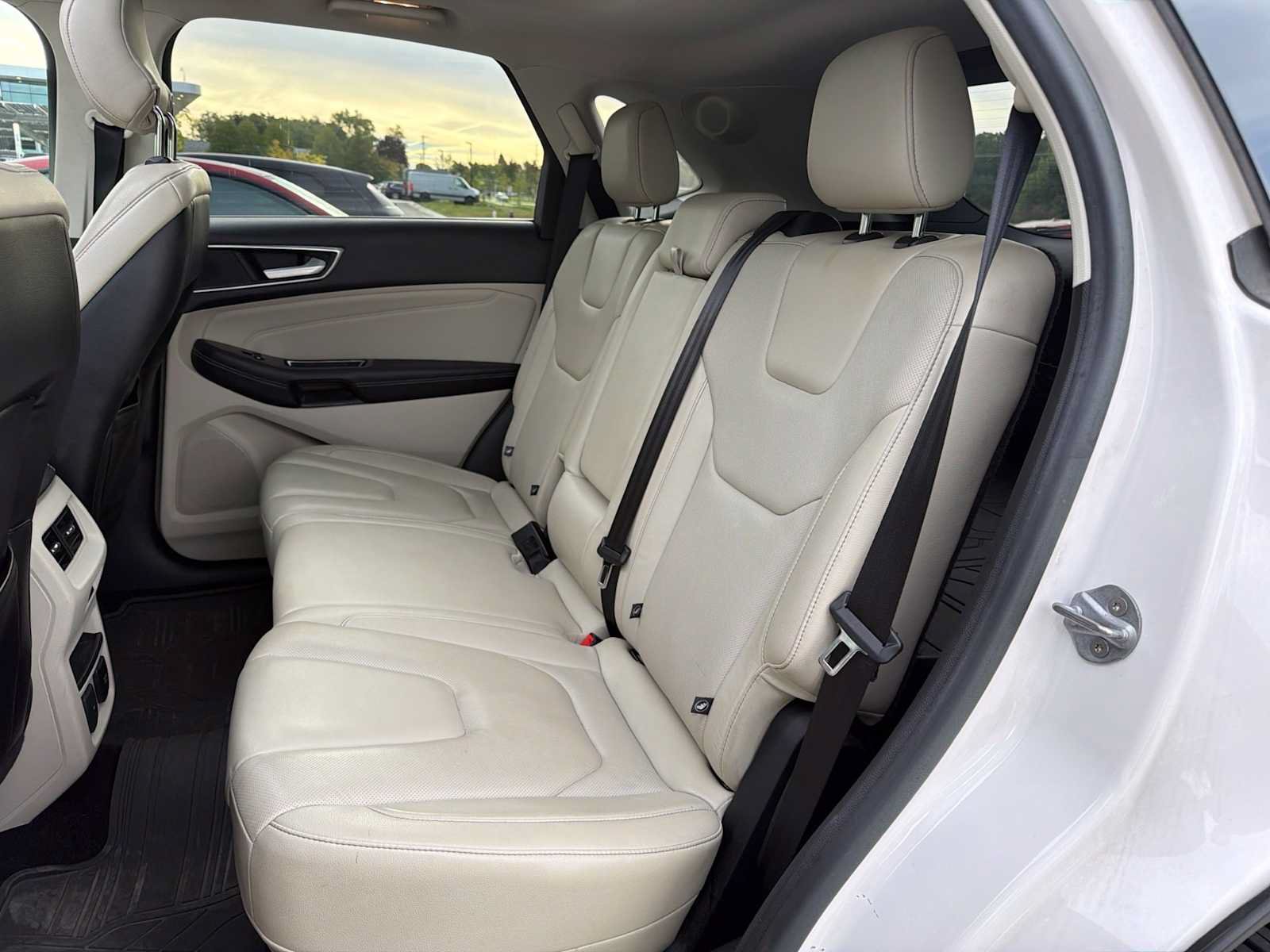 Used 2015 Ford Edge Titanium w/ Equipment Group 301A AWD/4WD image 21