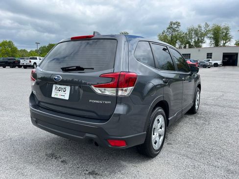 Used 2023 Subaru Forester AWD/4WD image 3