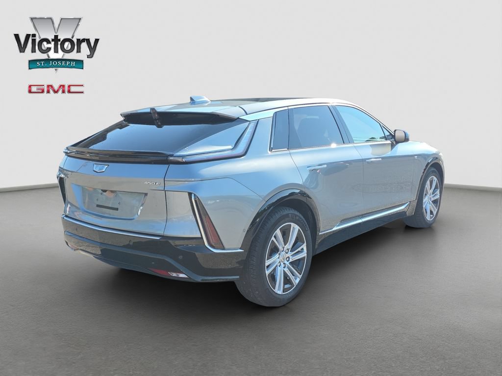 Used 2024 Cadillac Lyriq Tech w/ Driver Assist Package RWD image 18