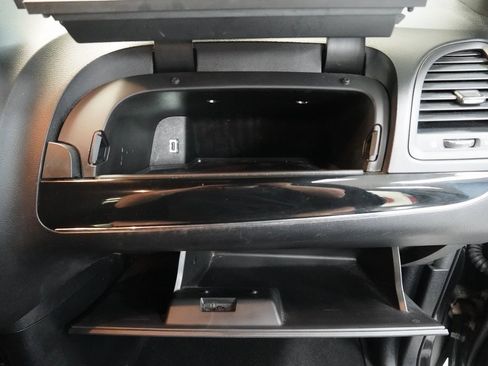 Used 2017 Dodge Grand Caravan SE image 30