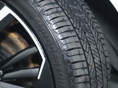 Used 2024 Nissan Altima 2.5 SR w/ SR Premium Package image 42