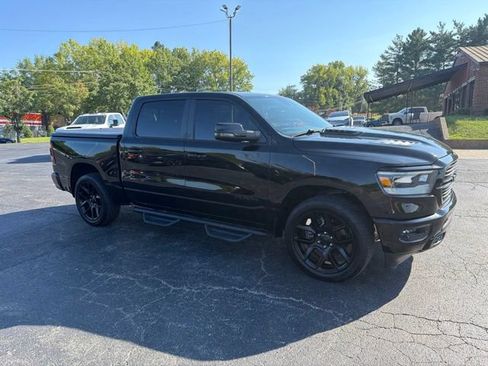 Used 2023 RAM 1500 Laramie AWD/4WD image 5