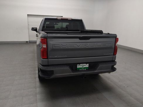 Used 2019 Chevrolet Silverado 1500 Custom w/ Custom Value Package image 6