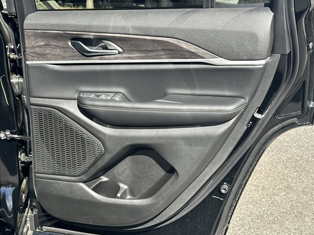 New 2026 Jeep Grand Cherokee Altitude AWD/4WD image 18