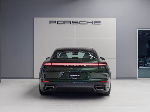 Certified 2026 Porsche Panamera RWD image 6