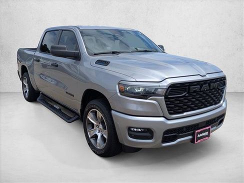 Used 2025 RAM 1500 Tradesman AWD/4WD image 3