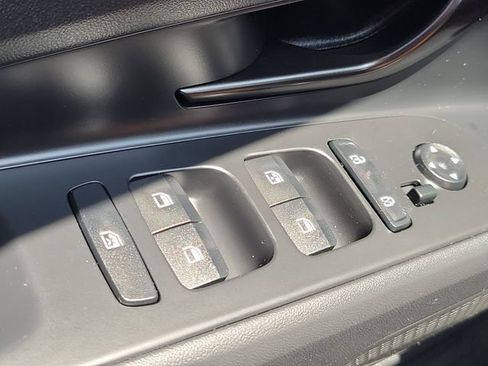 New 2026 Hyundai Elantra Sport FWD image 17