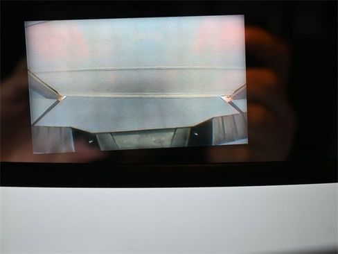 Used 2013 Ford F150 XLT w/ Luxury Equipment Group image 6