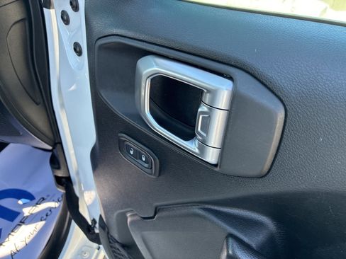 Used 2020 Jeep Gladiator Sport w/ Quick Order Package 24S image 20