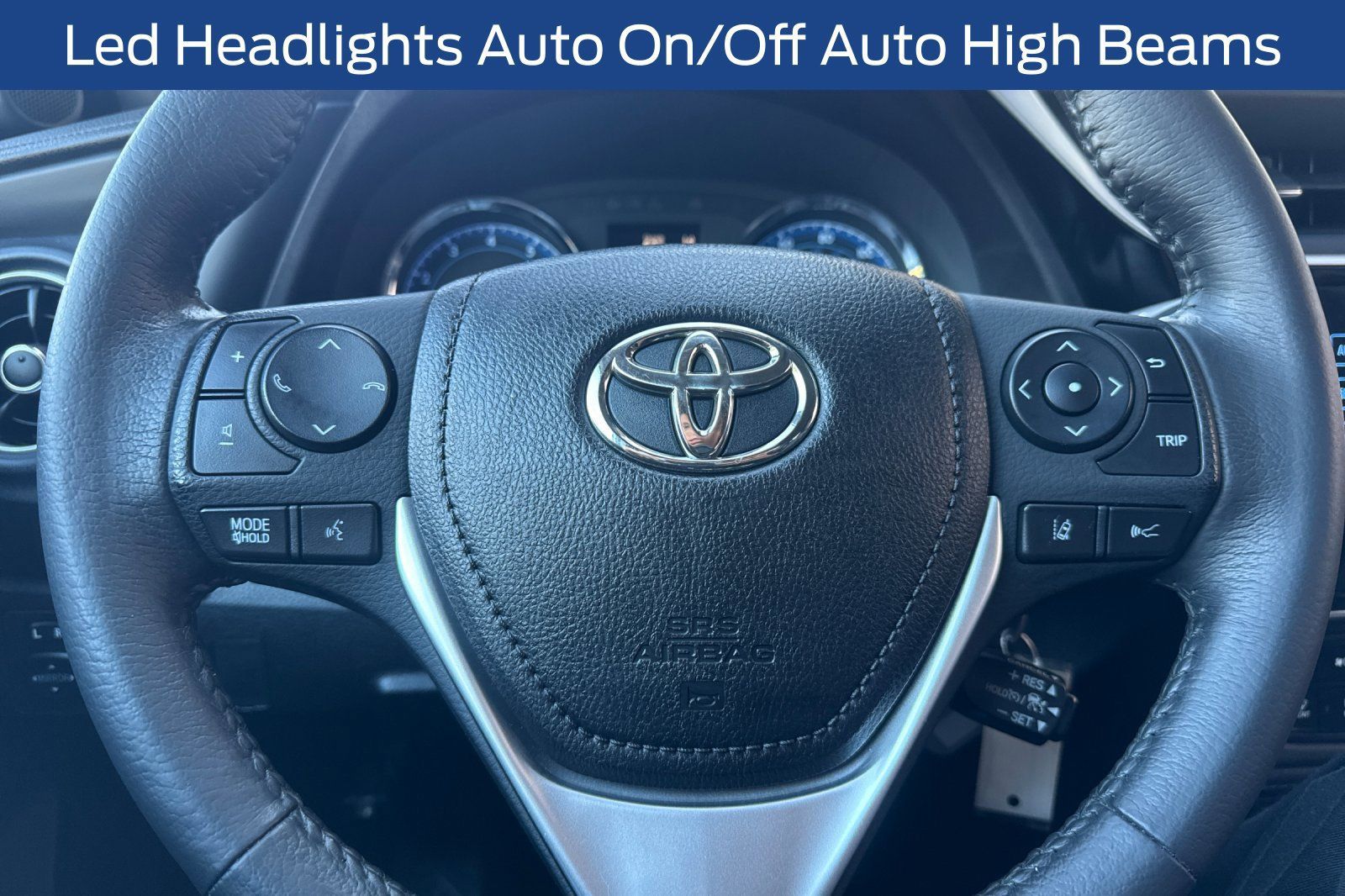 Used 2018 Toyota Corolla SE FWD image 27