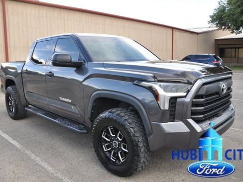 Used 2023 Toyota Tundra SR5 AWD/4WD image 7