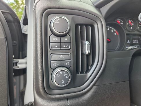 Used 2025 Chevrolet Silverado 1500 Custom w/ Turbomax Blackout Package AWD/4WD image 22