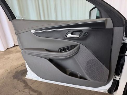 Used 2019 Chevrolet Impala LS FWD image 24