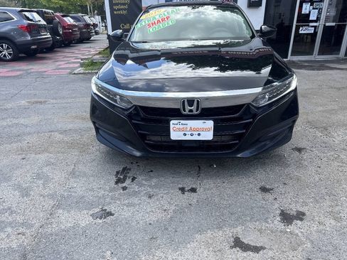 Used 2019 Honda Accord LX image 3