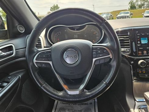 Used 2021 Jeep Grand Cherokee Laredo X AWD/4WD image 14