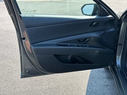 New 2026 Hyundai Elantra SEL Sport FWD image 12