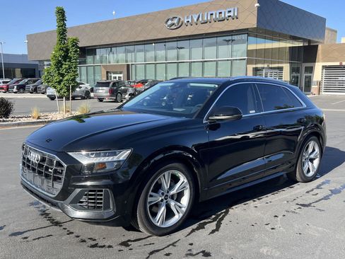 Used 2023 Audi Q8 Prestige AWD/4WD image 1