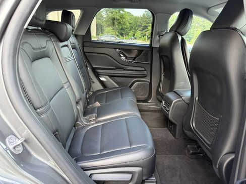 Used 2022 Lincoln Corsair FWD image 38