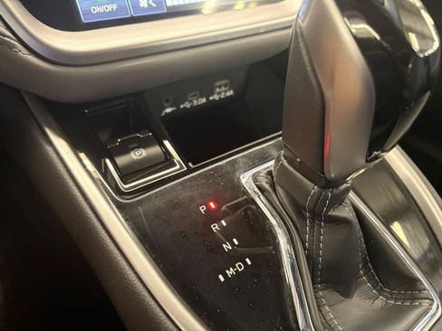 Used 2025 Subaru Legacy Premium AWD/4WD image 29