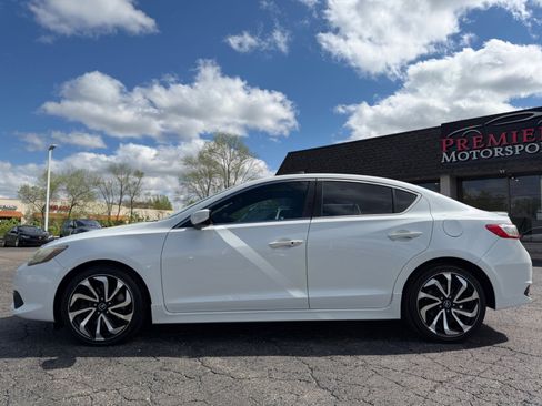 Used 2016 Acura ILX image 3