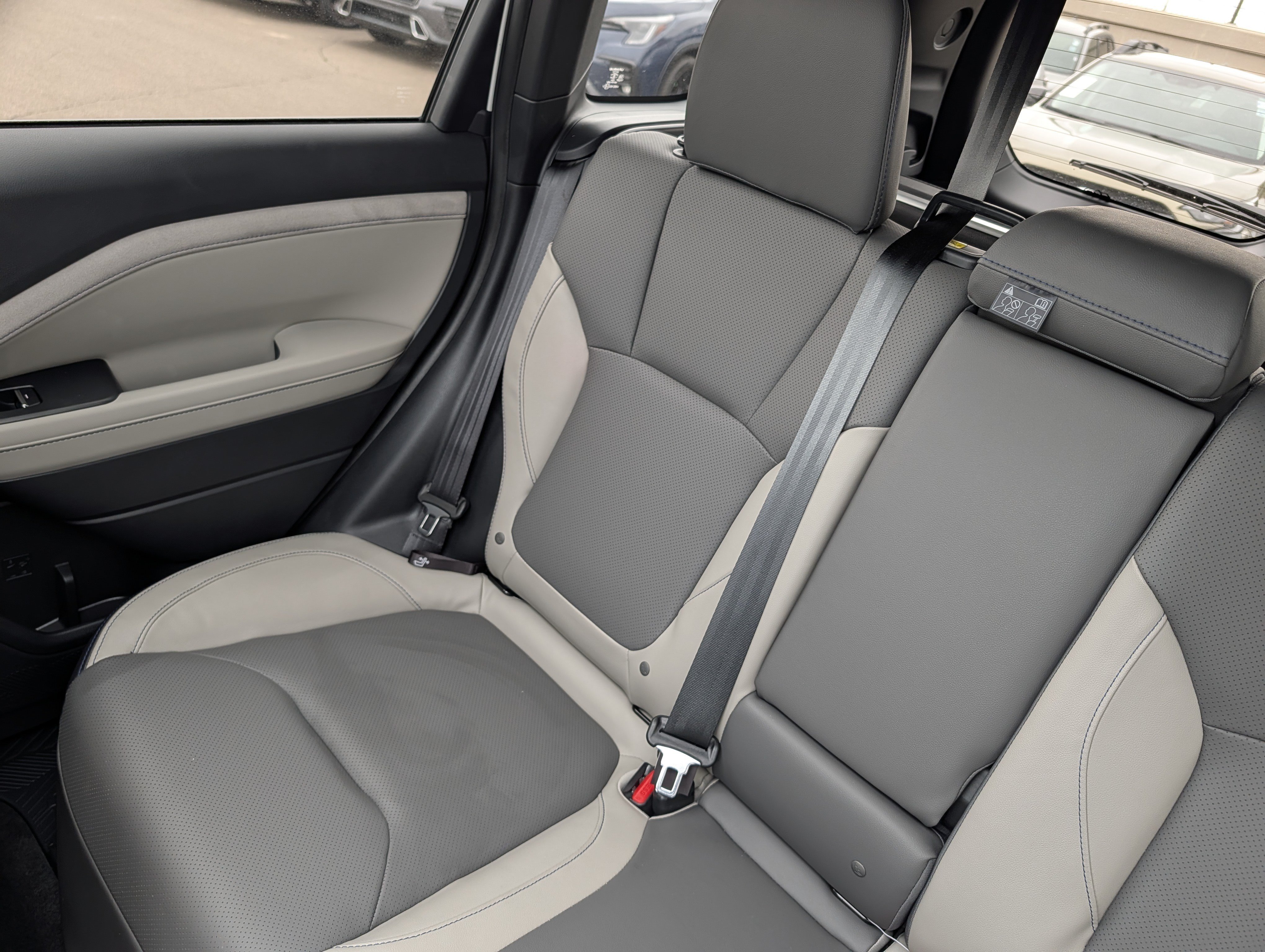 Used 2025 Subaru Forester Limited AWD/4WD image 15
