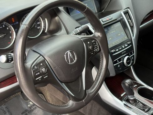 Used 2015 Acura TLX image 10