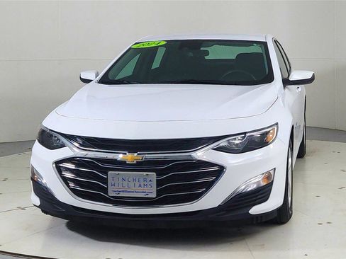Used 2024 Chevrolet Malibu LS w/ Driver Confidence Package image 2