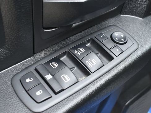Used 2019 RAM 1500 Express w/ Wheel & Sound Group AWD/4WD image 17