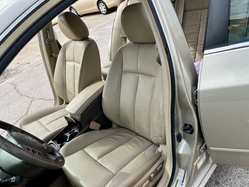 Used 2010 Nissan Altima 2.5 SL w/ SL Pkg image 12