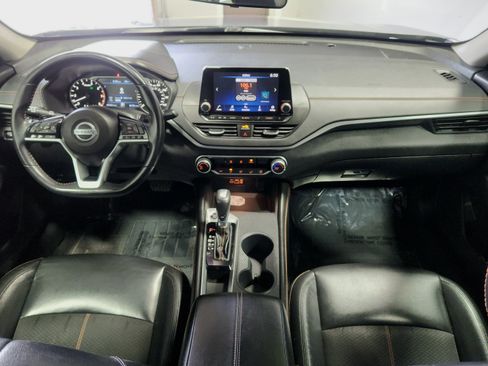Used 2021 Nissan Altima 2.5 SR image 15
