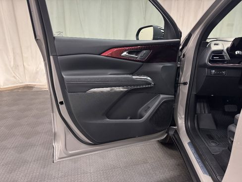 New 2026 Chevrolet Traverse Z71 AWD/4WD image 25