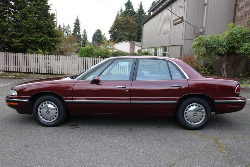 Used 1997 Buick Le Sabre Custom FWD image 12