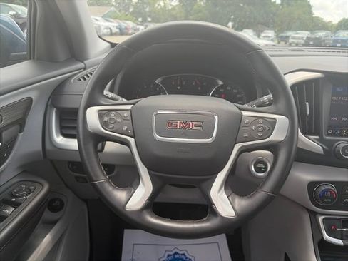 Used 2024 GMC Terrain SLT AWD/4WD image 15