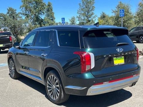 Used 2024 Hyundai Palisade Calligraphy AWD/4WD image 3