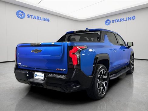 Certified 2025 Chevrolet Silverado EV RST image 8