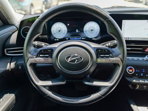 Used 2023 Hyundai Elantra SEL w/ Convenience Package FWD image 37