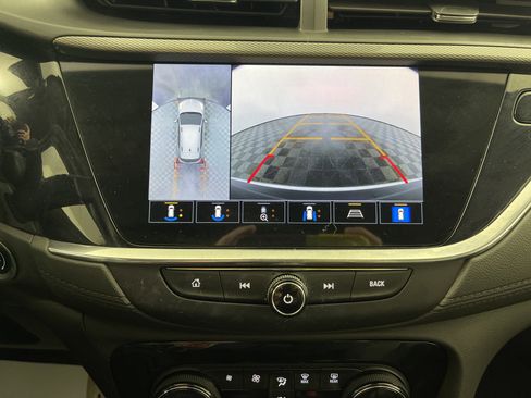 Used 2023 Buick Encore GX Essence w/ Advanced Technology Package image 22