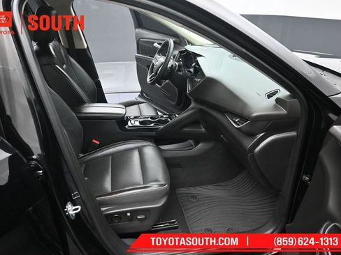 Used 2021 Buick Envision Essence w/ Sport Touring Package AWD/4WD image 30