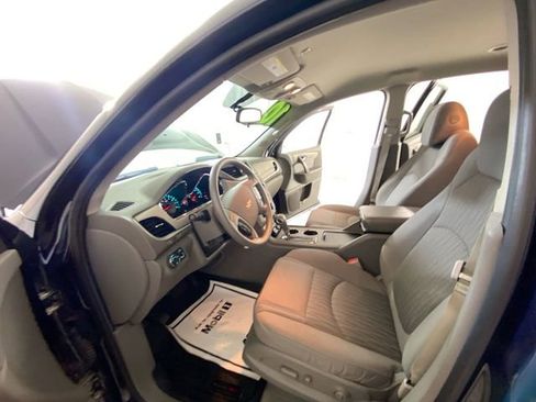 Used 2016 Chevrolet Traverse LS image 27